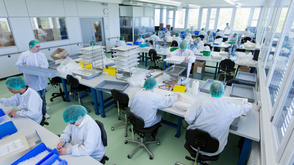 Blick in den Pharma Hygieneraum